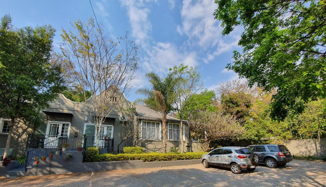 Waterhouse Guest Lodge In Muckleneuk Pretoria-Noord Dış mekan fotoğraf