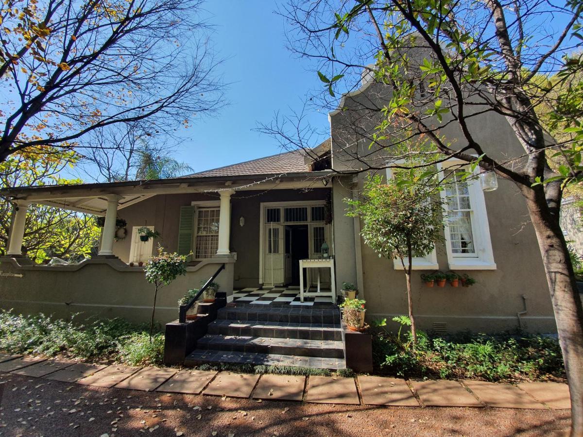 Waterhouse Guest Lodge In Muckleneuk Pretoria-Noord Dış mekan fotoğraf