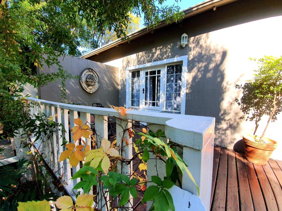 Waterhouse Guest Lodge In Muckleneuk Pretoria-Noord Dış mekan fotoğraf