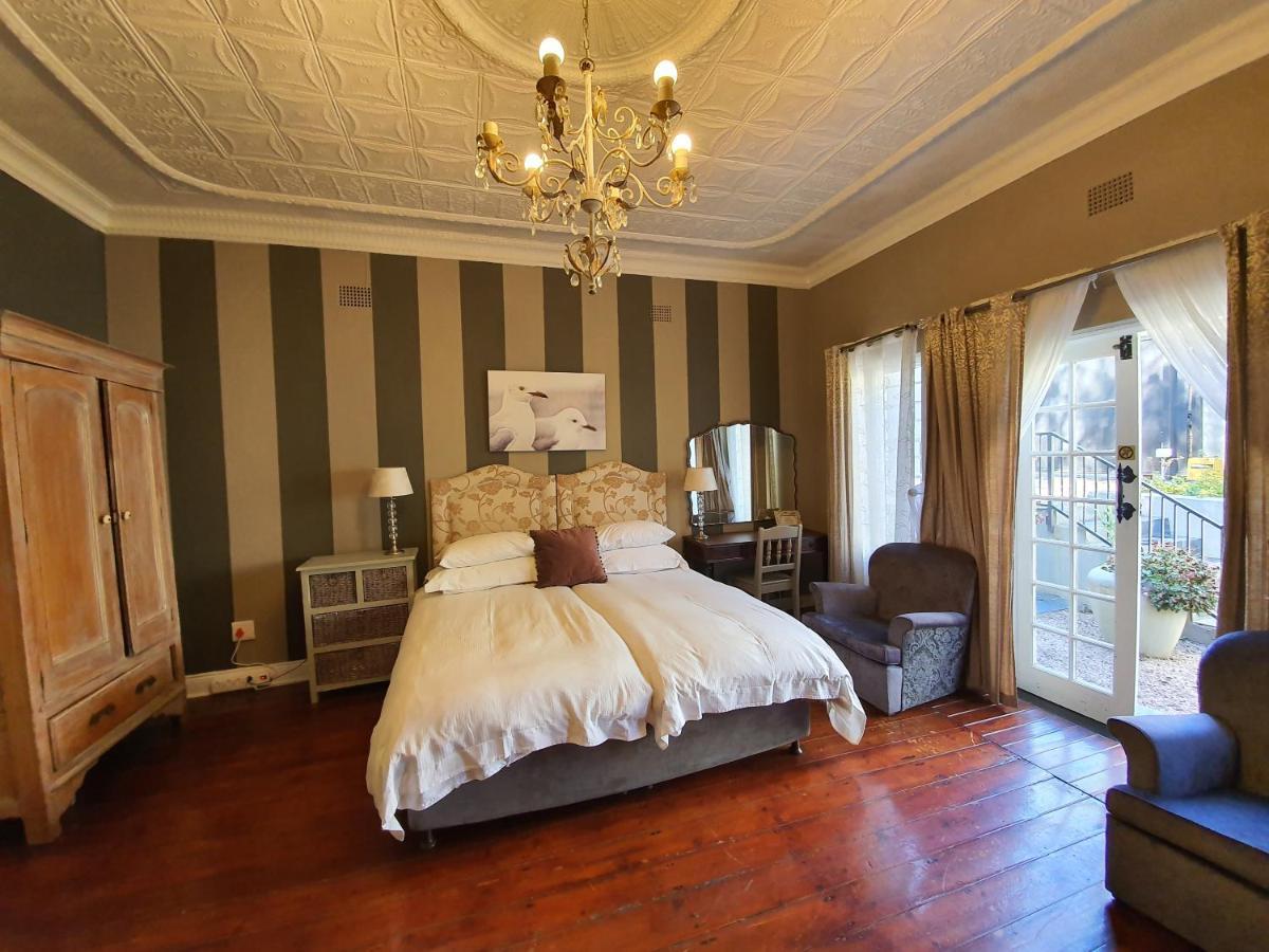 Waterhouse Guest Lodge In Muckleneuk Pretoria-Noord Dış mekan fotoğraf